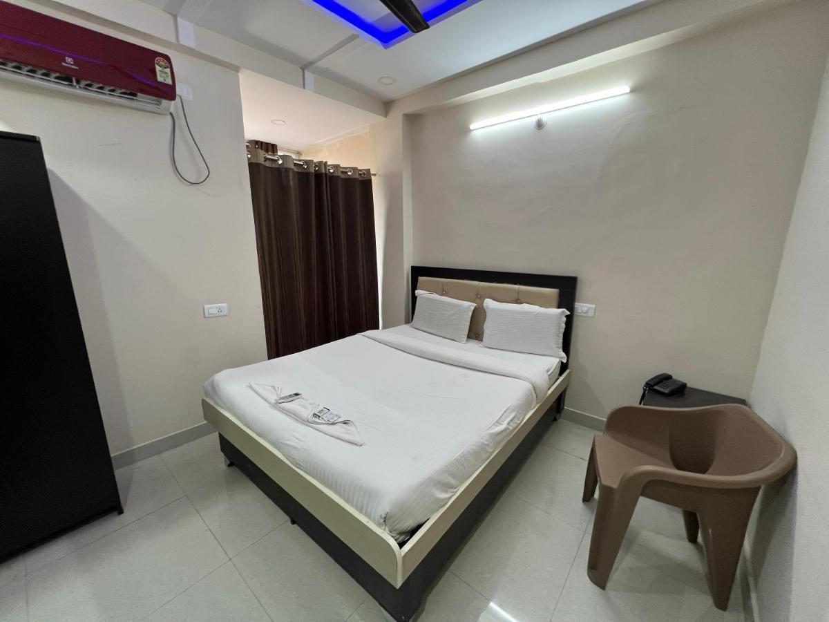 5 Star Grand Hotel Shamshabad Exterior foto